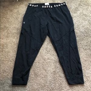 UA black joggers with side cargo pockets